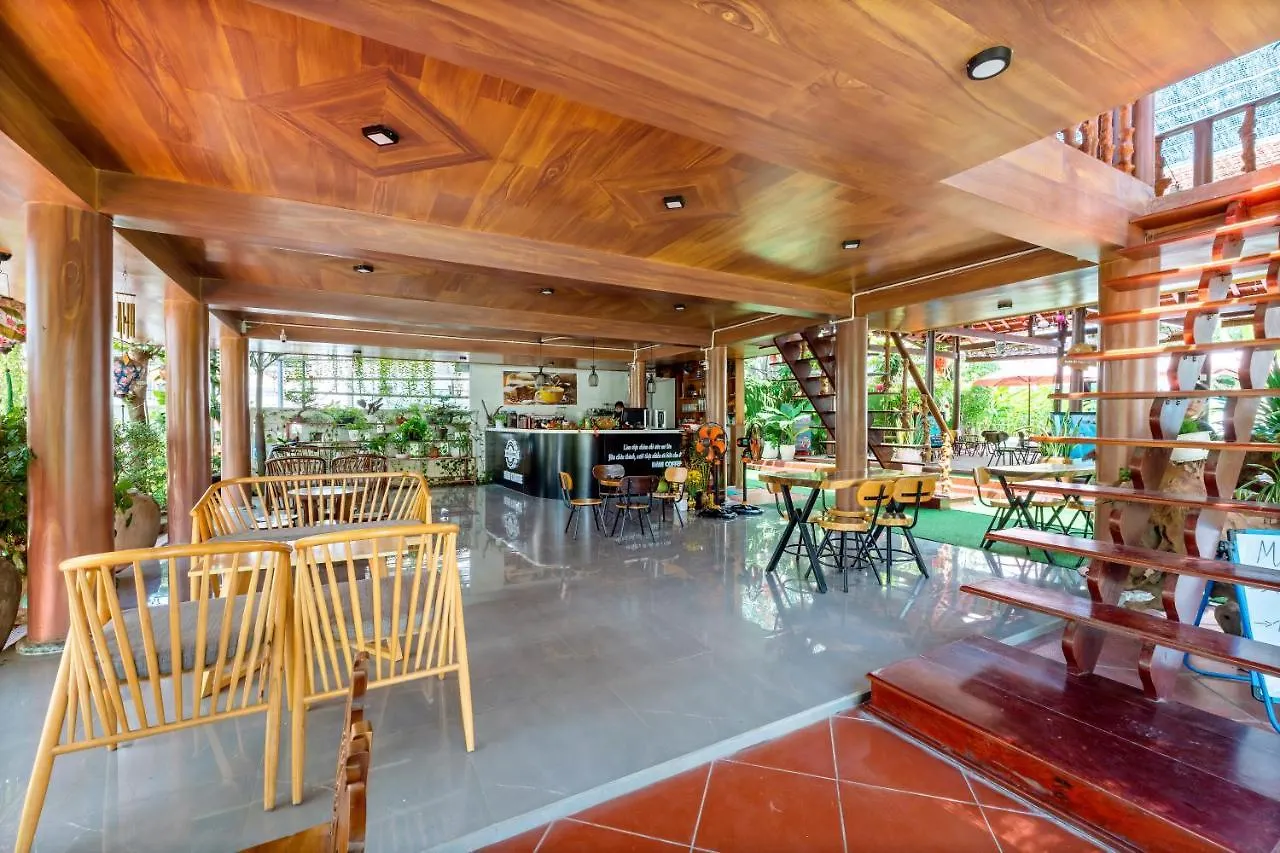 Alley Garden Homestay Hoi An