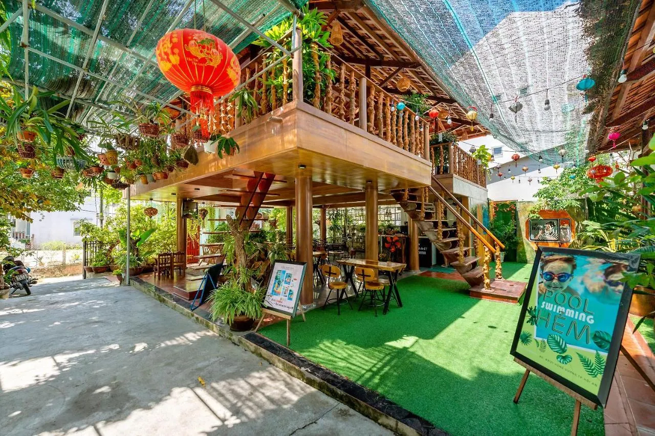 Alley Garden Homestay Hoi An