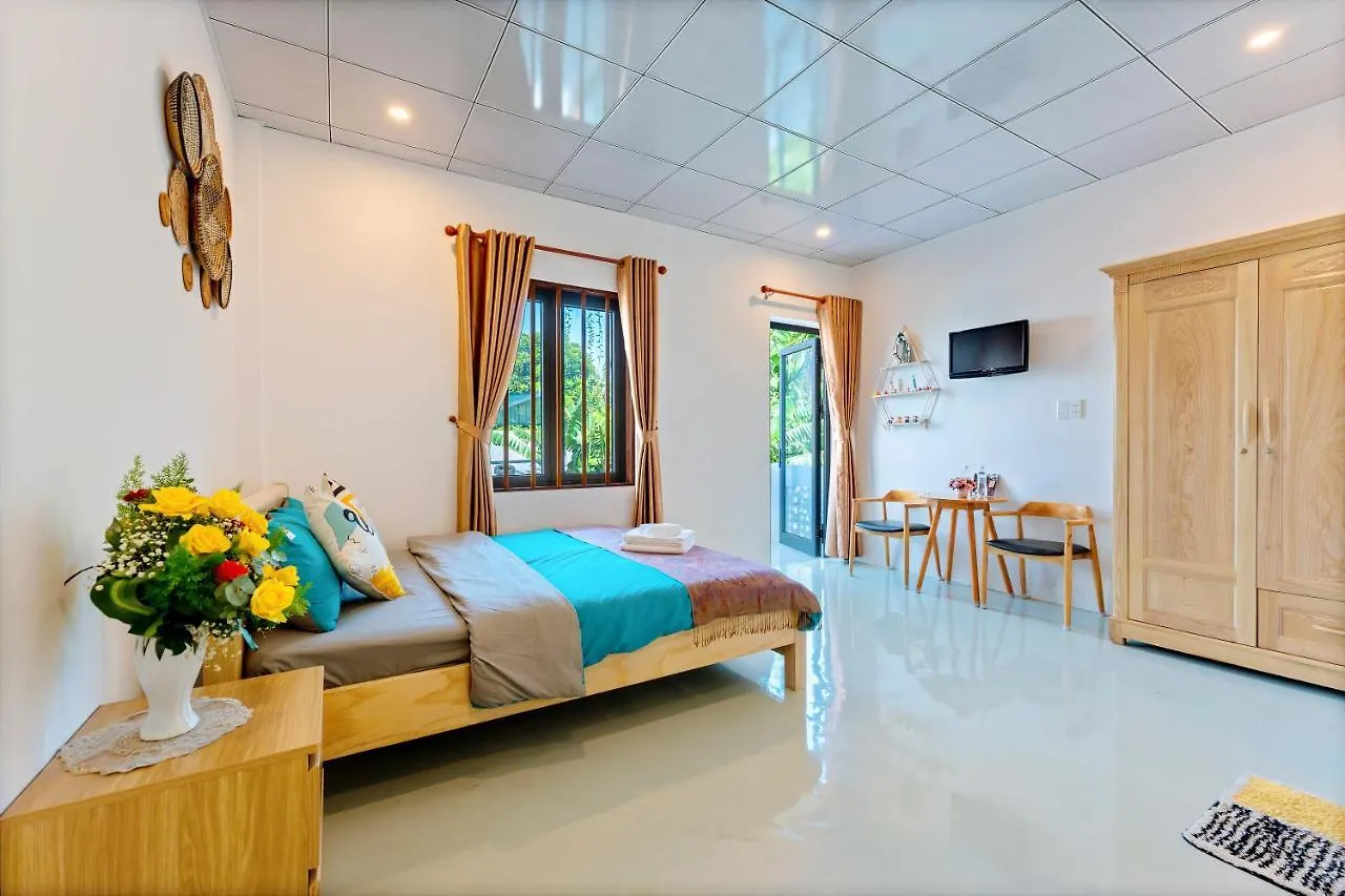 Alley Garden Homestay Hoi An Vietnam